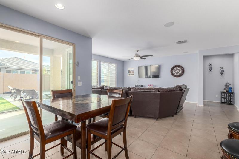 0014-14 - Danish Red