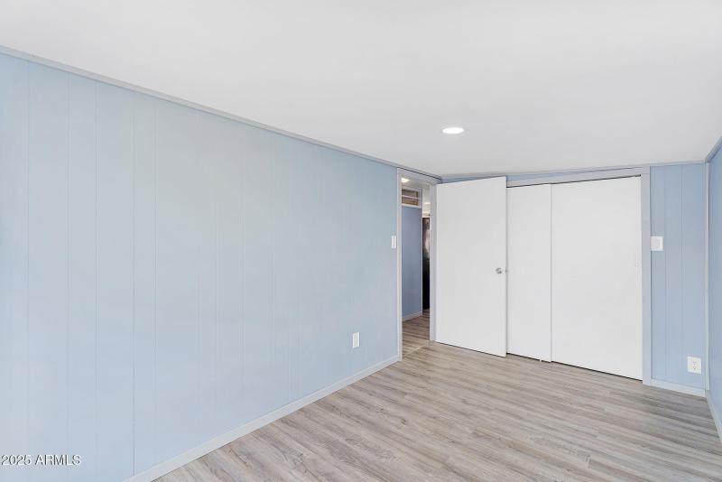 19-web-or-mls-747 E germann-19