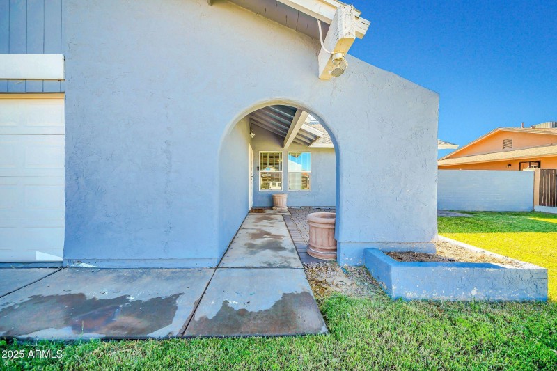 5503 W Carol Ann Way-3