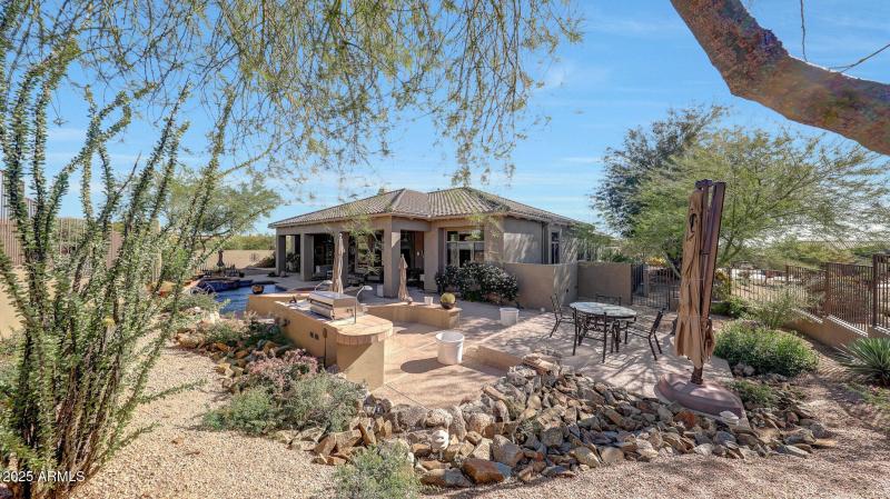 Outdoor Kitchen Area