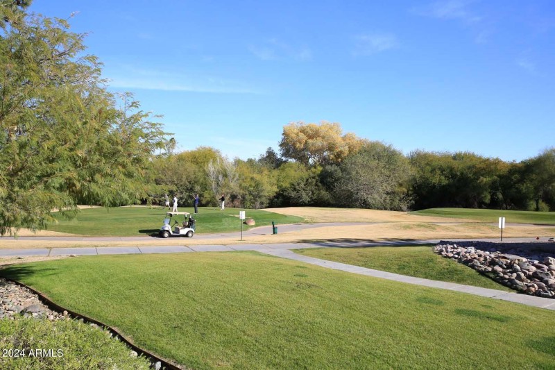 Tuscany Villas-Golf Course Behind Commni