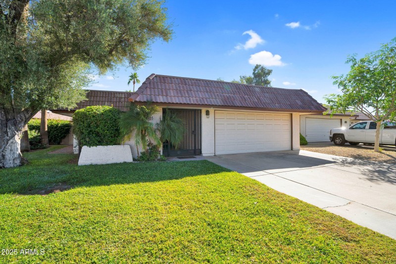 2-web-or-mls-12405 S Potomac St-3