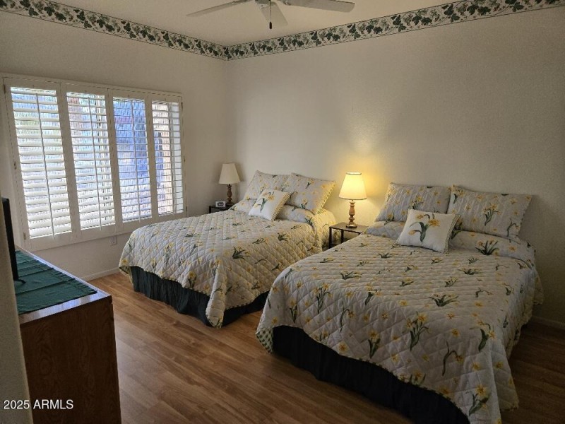 20251104_163200_resized