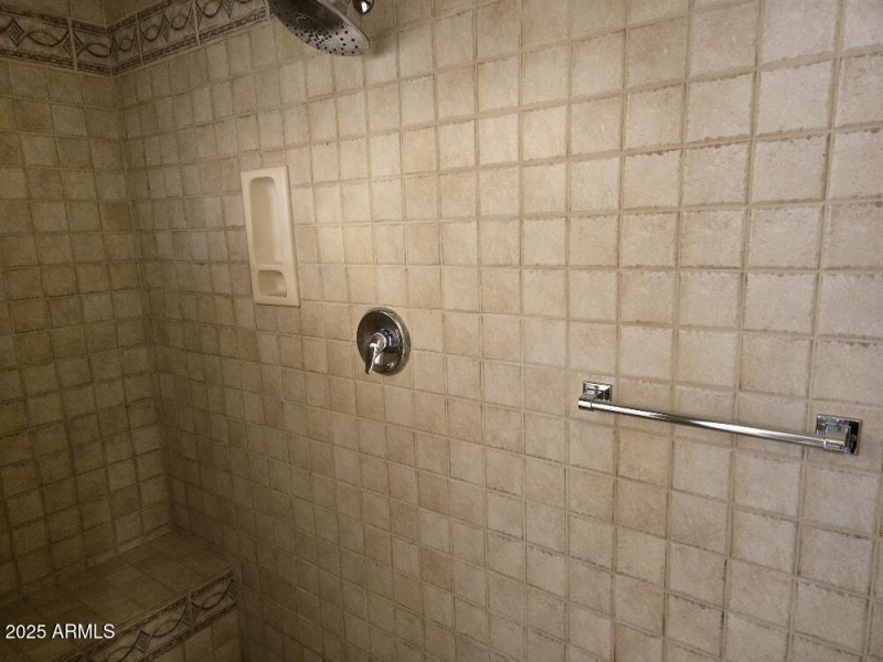 20251104_164031_resized