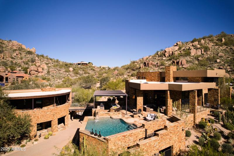 Aerial Shane Baker Studios (7)