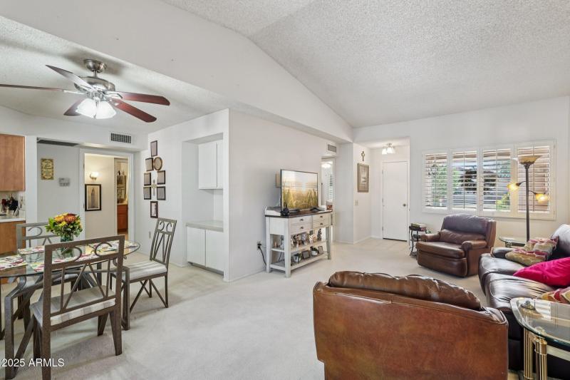 12-web-or-mls-W Countryside Dr-S0611-012