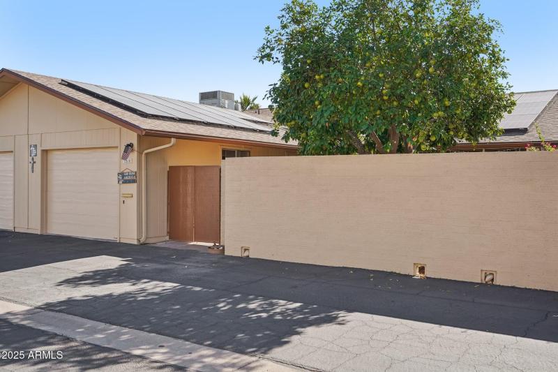 41-web-or-mls-W Countryside Dr-S0611-041