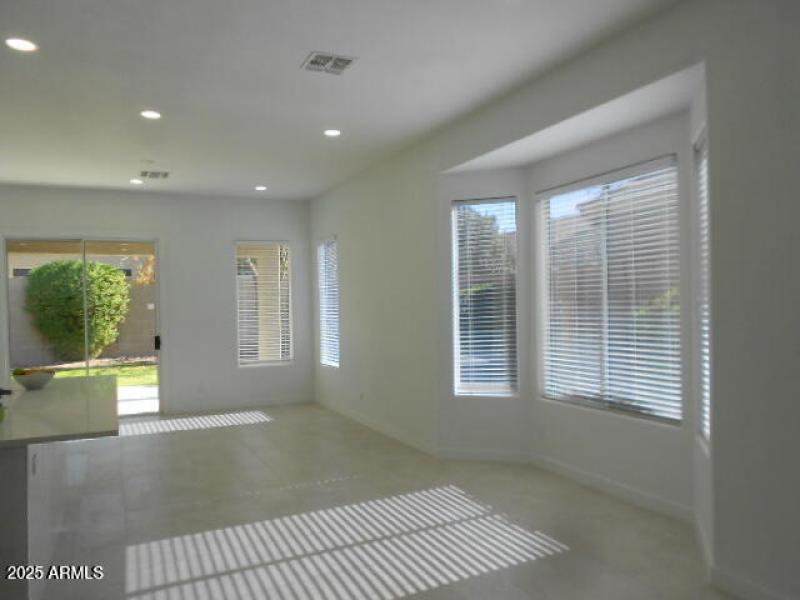 26811 N 41st Ct pic 10