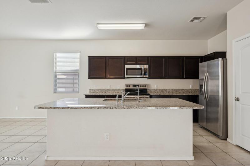 16-web-or-mls-5003-e-smoky-quartz-rd