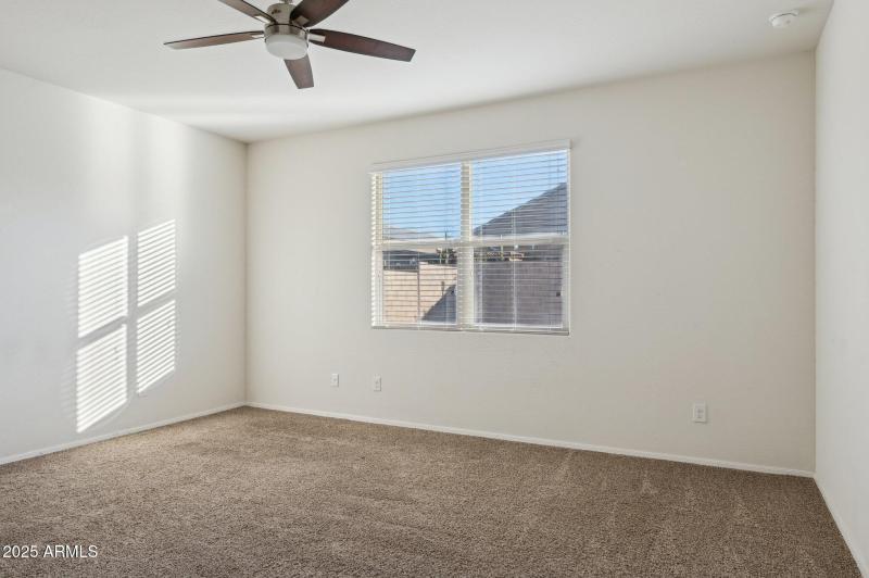 21-web-or-mls-5003-e-smoky-quartz-rd