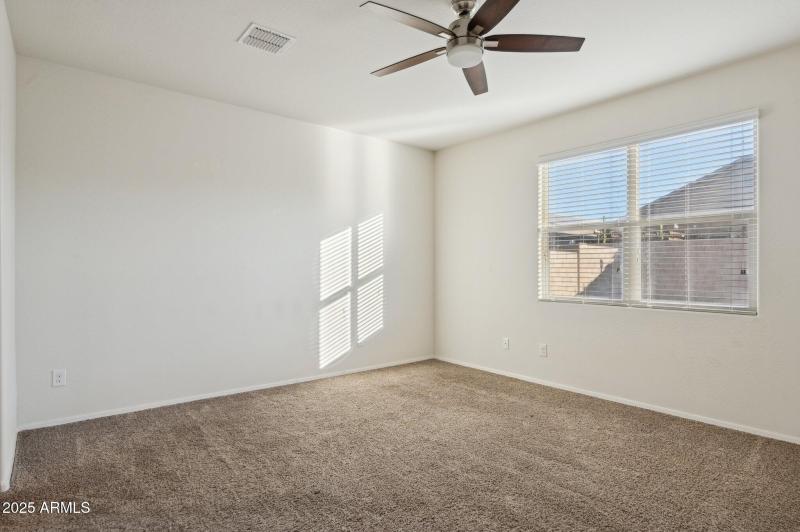 22-web-or-mls-5003-e-smoky-quartz-rd