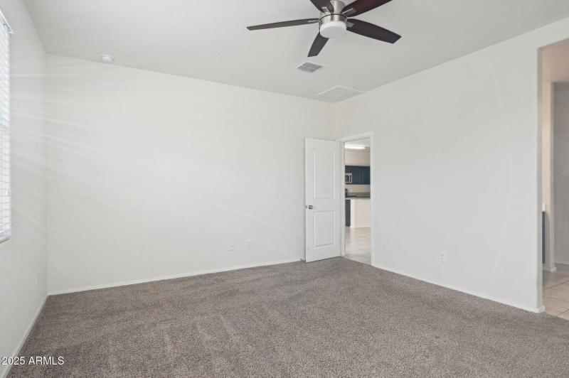 24-web-or-mls-5003-e-smoky-quartz-rd