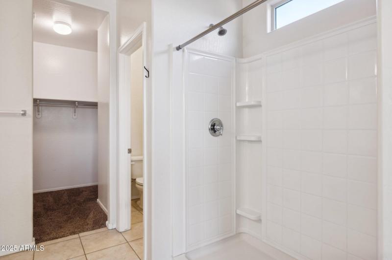 26-web-or-mls-5003-e-smoky-quartz-rd