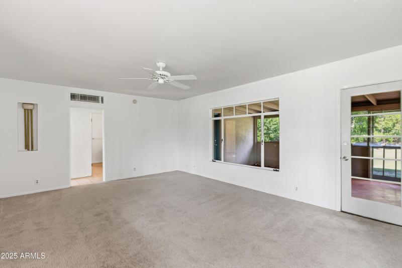 330 Medlock Pic 5- Living Room 3