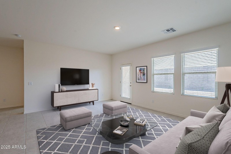 Magdalena-10.jpg (Living room)