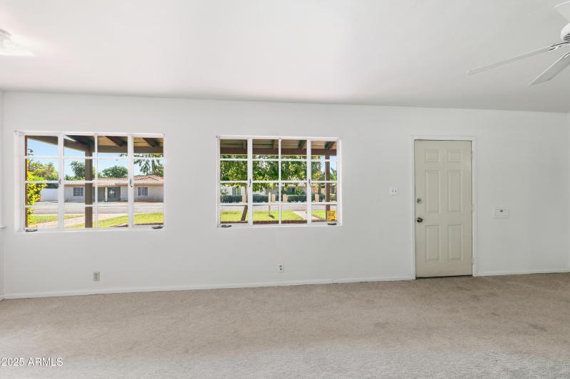 330 Medlock Pic 4- Living Room 2