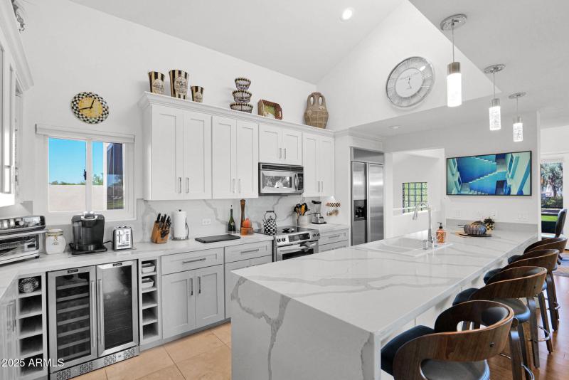 WINE FRIG STAINLESS APPLIANCES