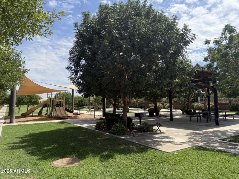 20250908003714357541000000-o