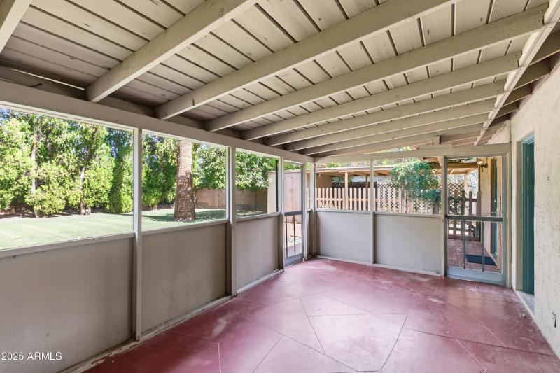330 Medlock Pic 17- Screened Porch