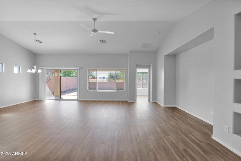 6-web-or-mls-P1337713