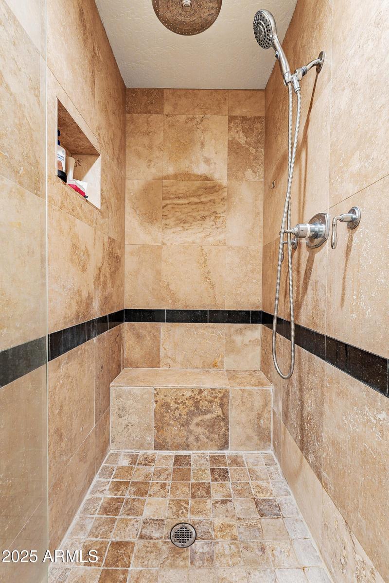 Frameless Glass Tiled Shower