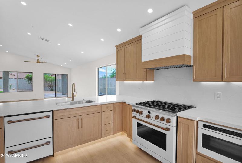 12-web-or-mls-P1326950