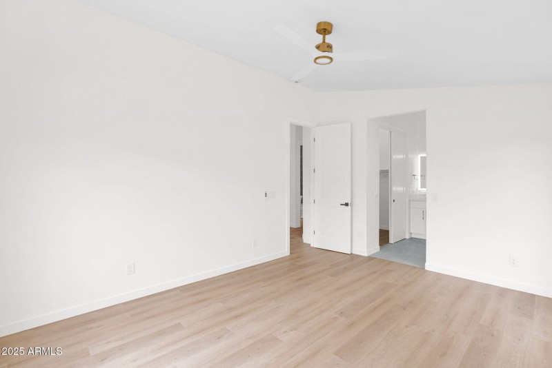 21-web-or-mls-P1326968