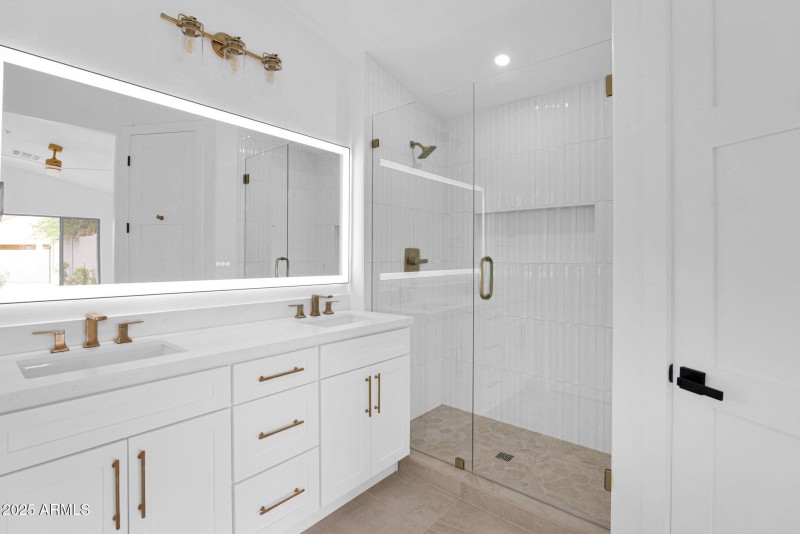 22-web-or-mls-P1326969