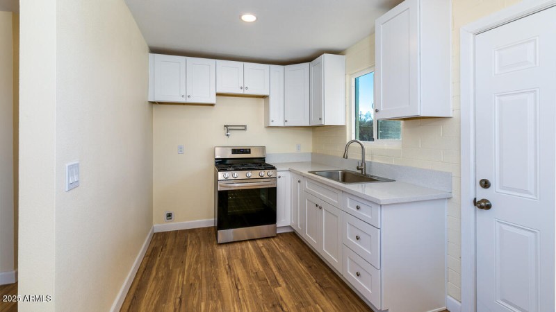 50644 N 1st St Aguila AZ HR-12