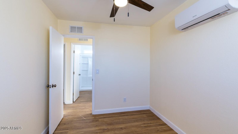 50644 N 1st St Aguila AZ HR-17