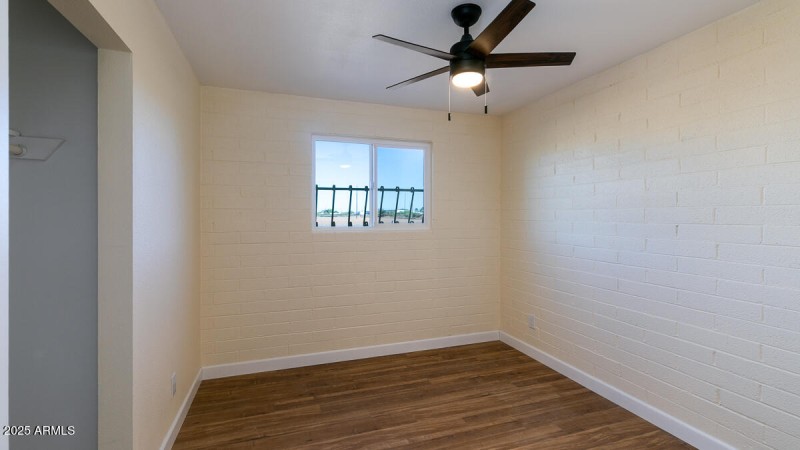 50644 N 1st St Aguila AZ HR-21