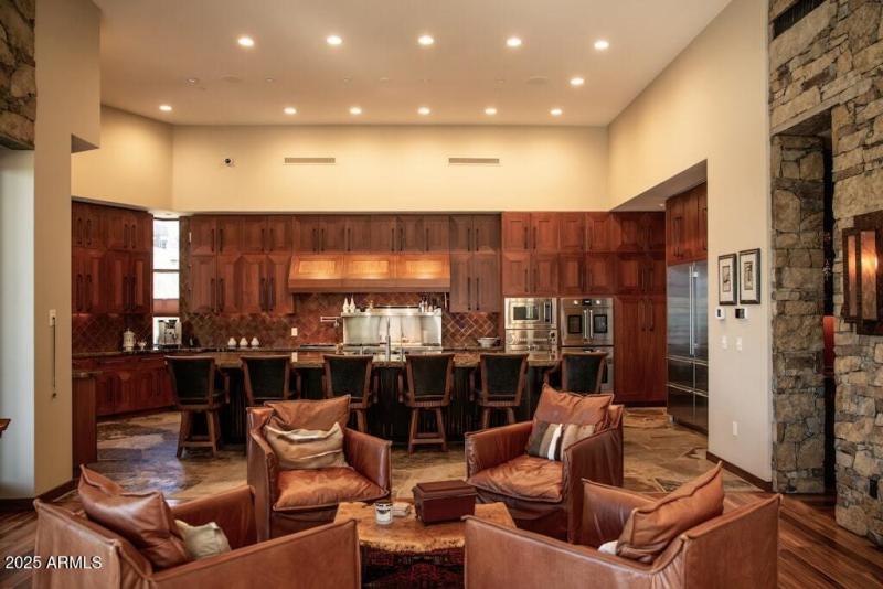 Lauren 11225 E Whispering Ridge (9)