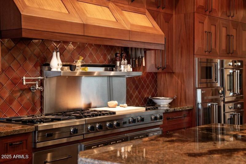 Lauren 11225 E Whispering Ridge (17)