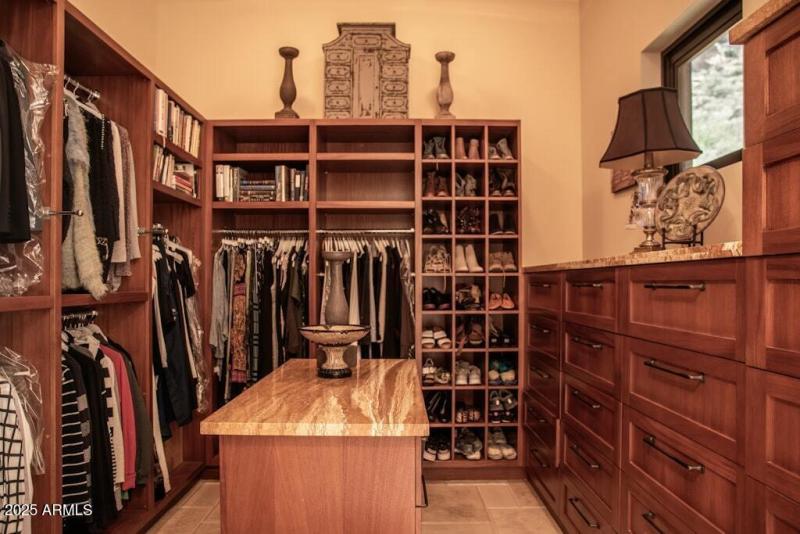 Lauren 11225 E Whispering Ridge (57)