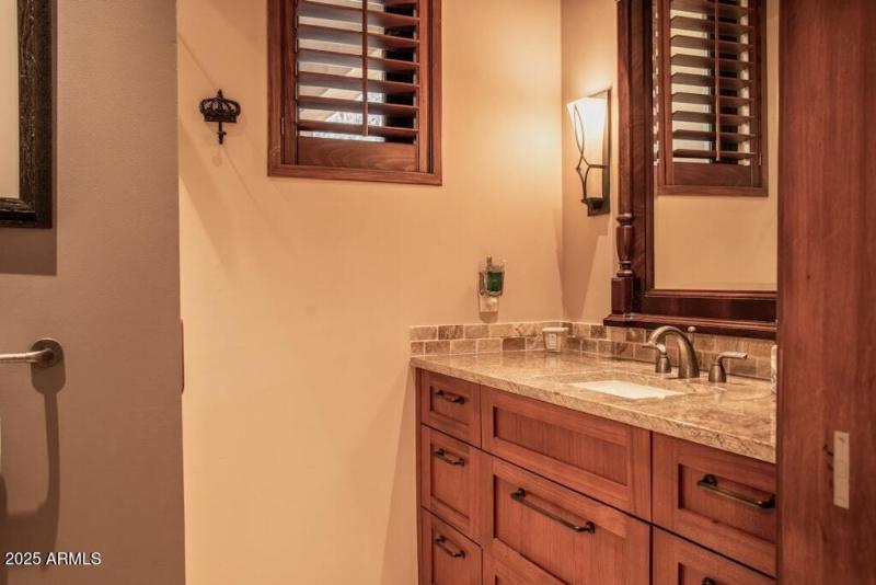 Lauren 11225 E Whispering Ridge (66)