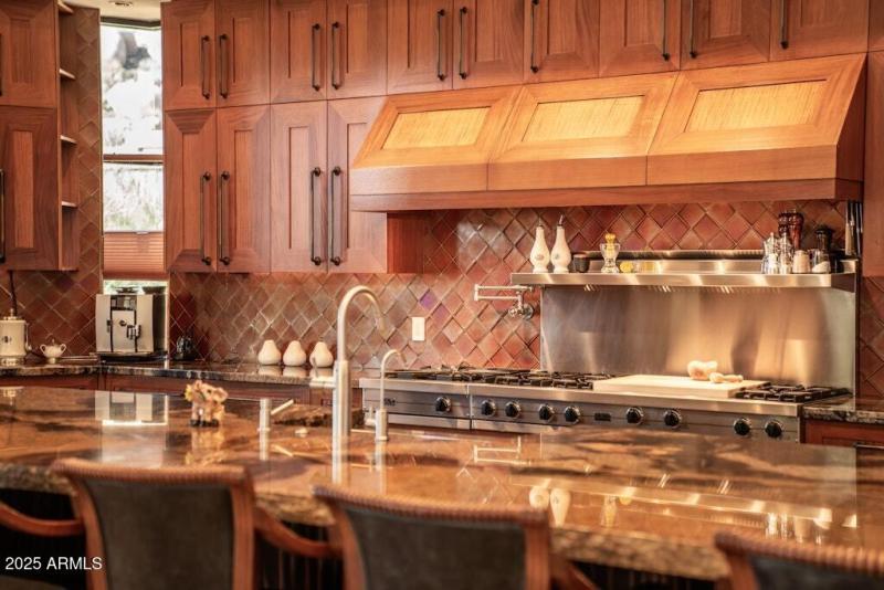 Lauren 11225 E Whispering Ridge (99)