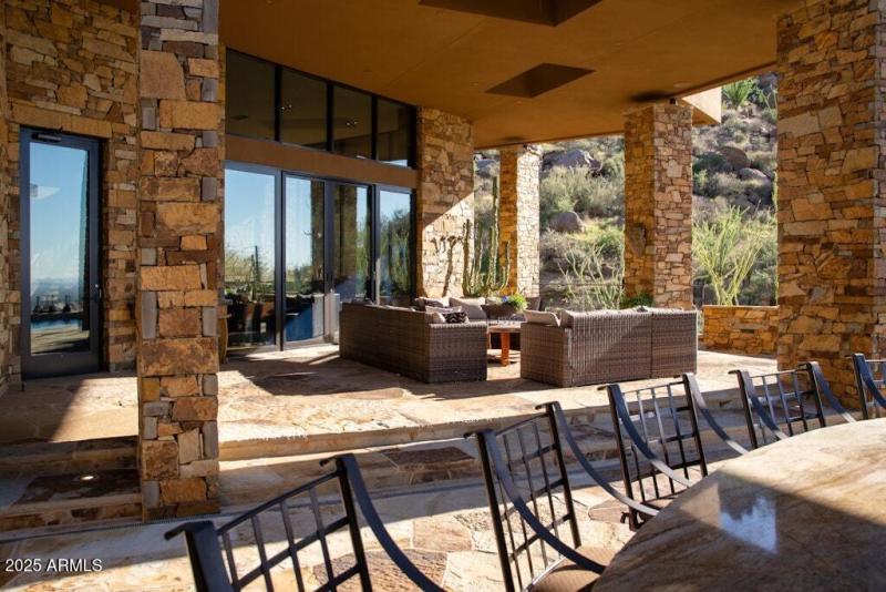 Lauren 11225 E Whispering Ridge (103)