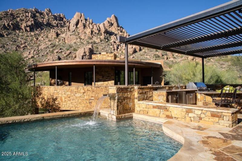 Lauren 11225 E Whispering Ridge (107)