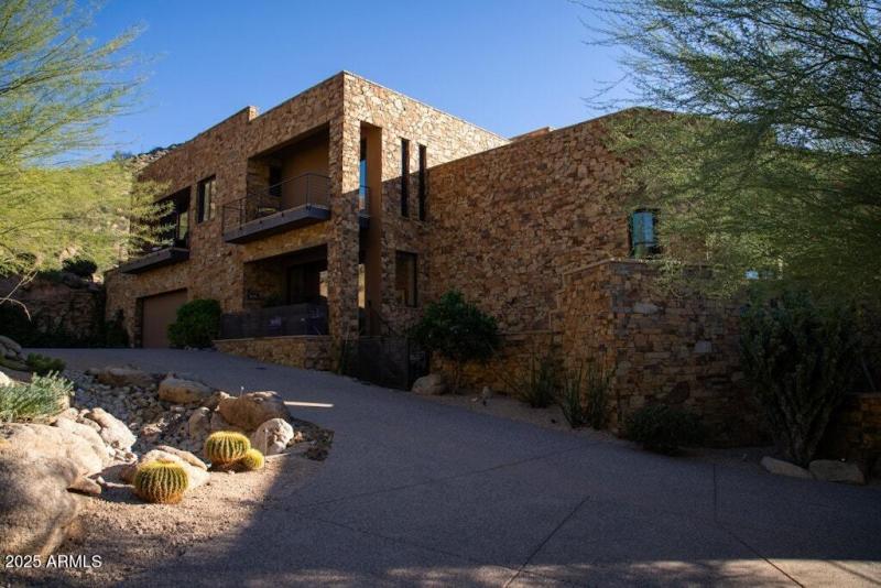 Lauren 11225 E Whispering Ridge (148)