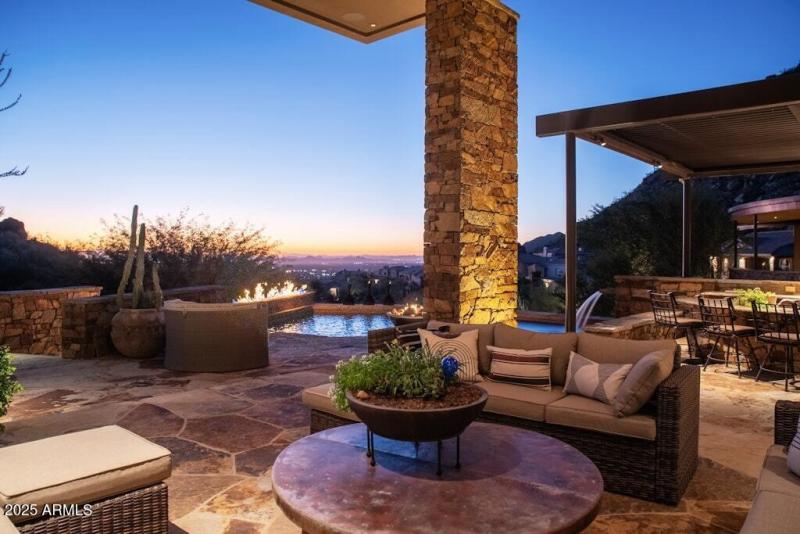 Lauren 11225 E Whispering Ridge (165)