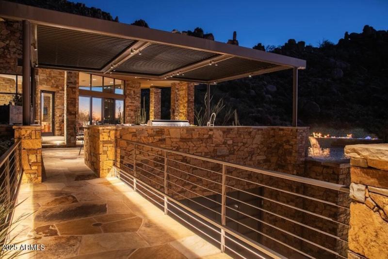 Lauren 11225 E Whispering Ridge (170)