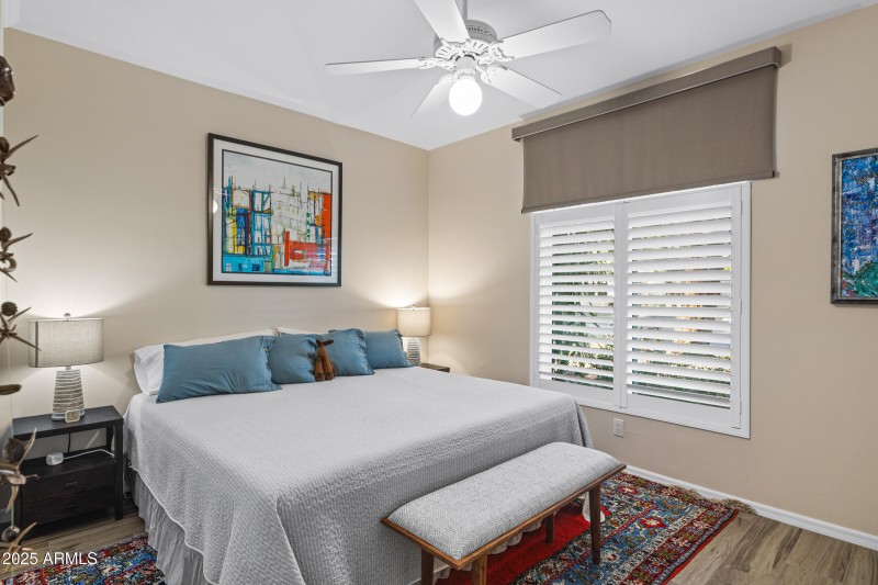 10115 E Bella Vista Dr-33