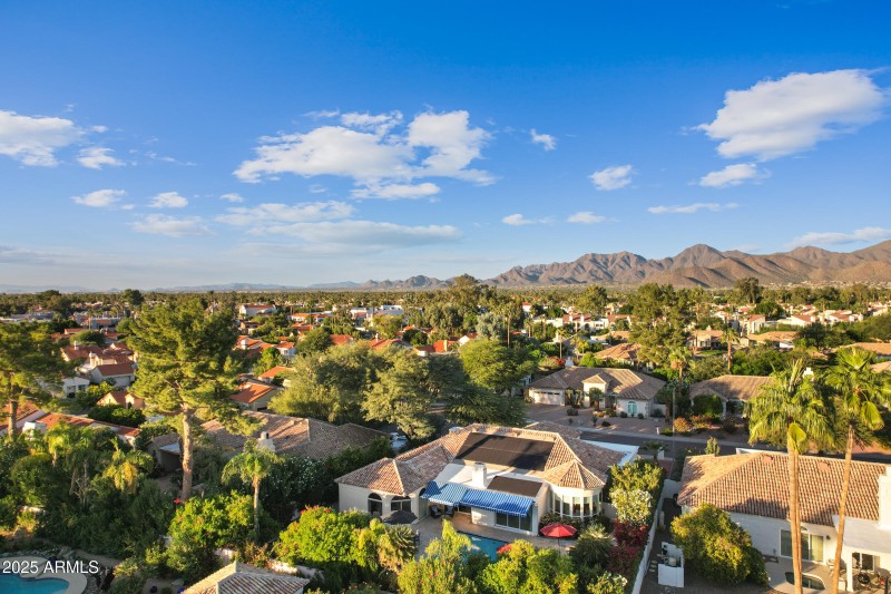 10115 E Bella Vista Dr-69