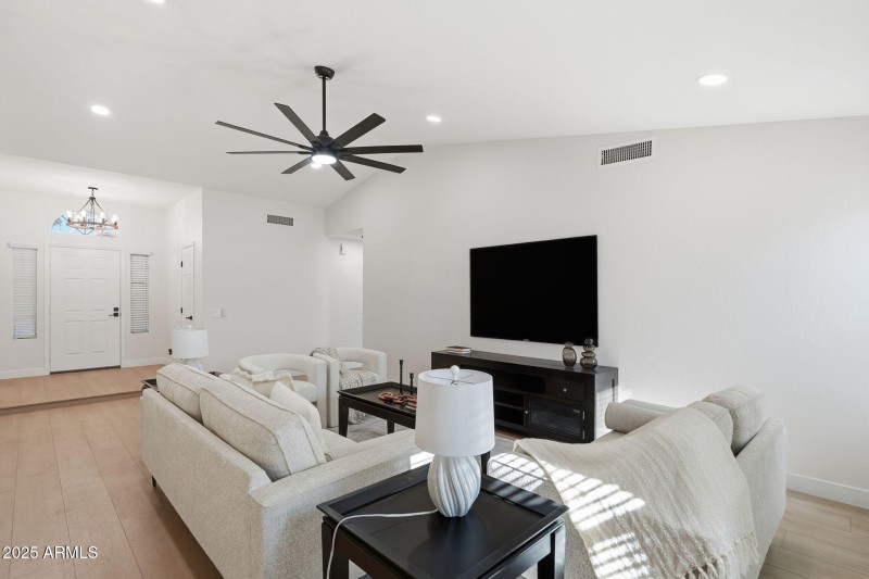 8-web-or-mls-008_ListerPros