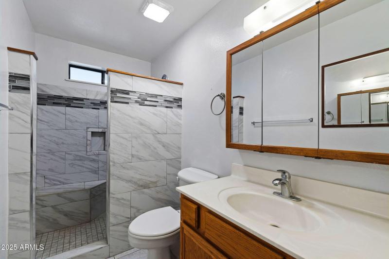 024___1016 W Virginia St