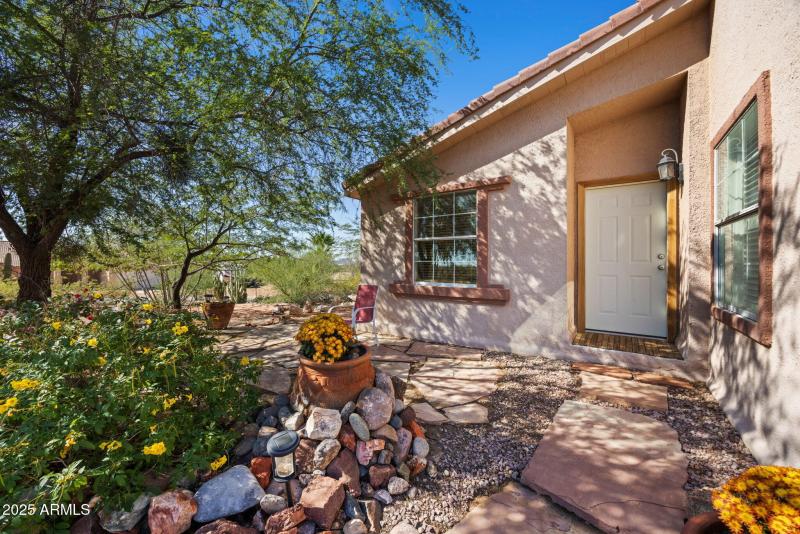 4-web-or-mls-42210-n-castle-hot-springs-