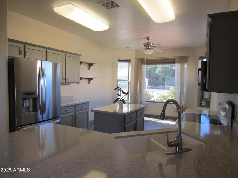 1071 Vista Grande 053