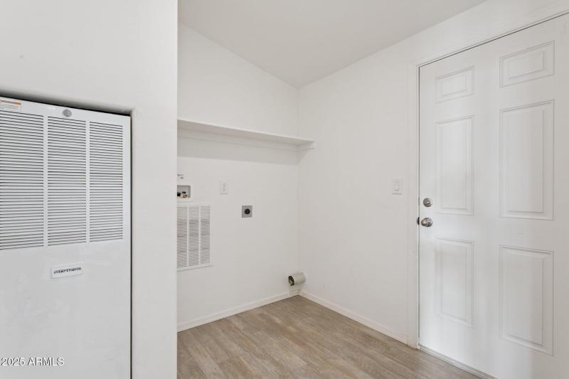 76-web-or-mls-755-n-ralston-rd (1)