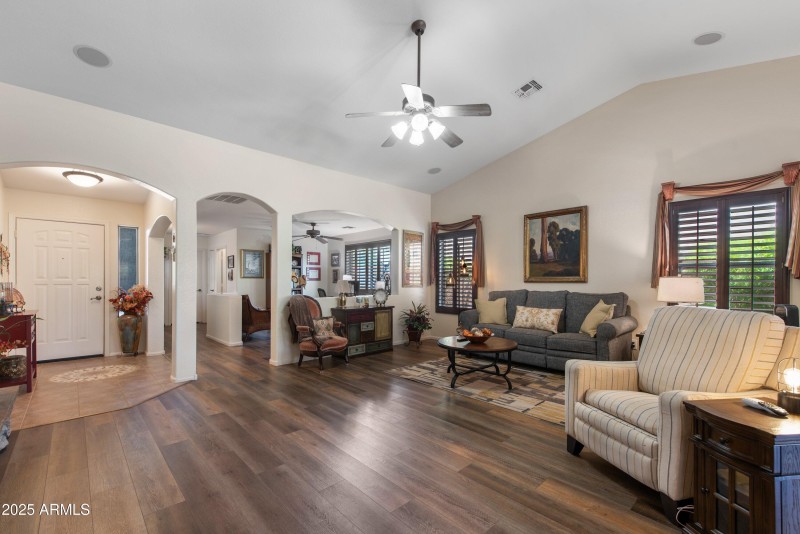 08-709-E-Saddle-Way-8