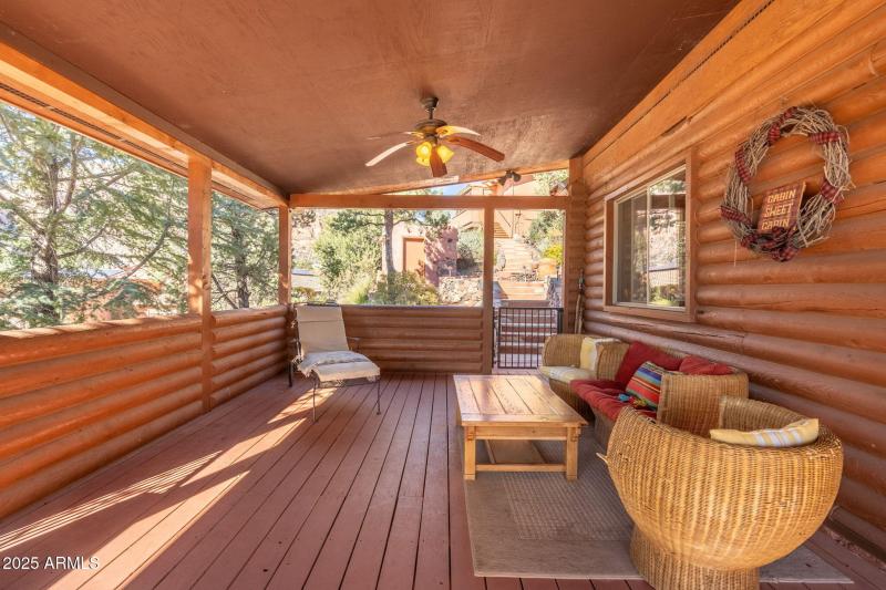 Cabin covered Patio
